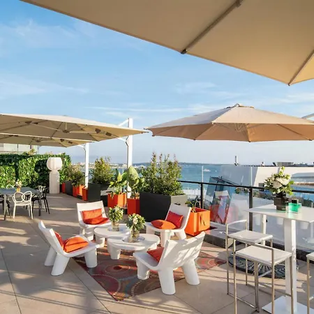 Penthouse With Pool La Croisette
